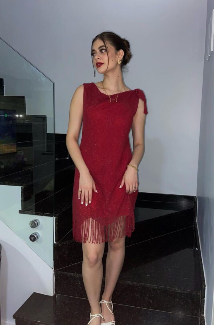 Quezia Bonato Ensemble Beautiful Outfit Ideas