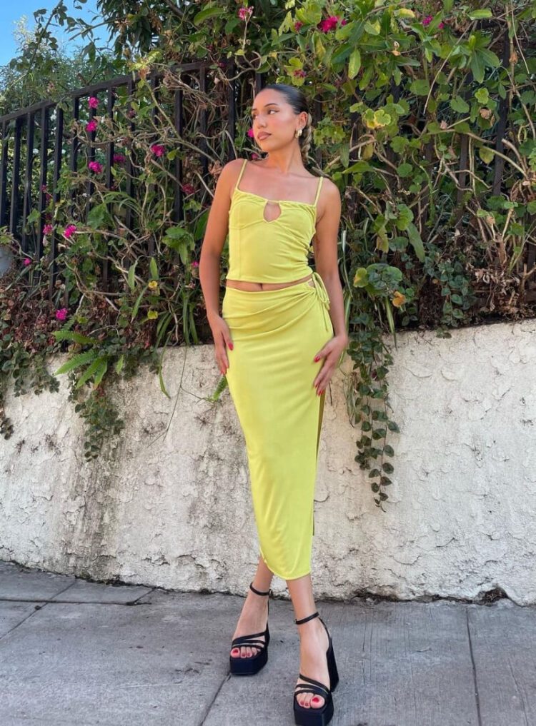 Yolanda Espericueta Embracing Chic Fashion Outfit Ideas