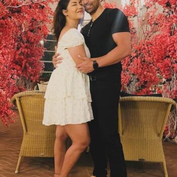 poolside-smiles-debinna-bonnerjee-and-gurmeet-choudhary-celebrate-daughter-liannas-2nd-birthday-1