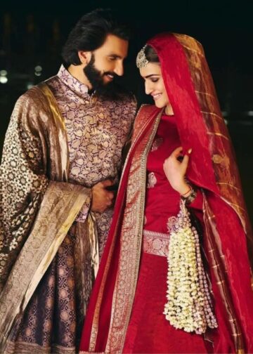 ranveer-singh-and-kriti-sanon-grace-varanasis-namo-ghat-ramp-with-style-1