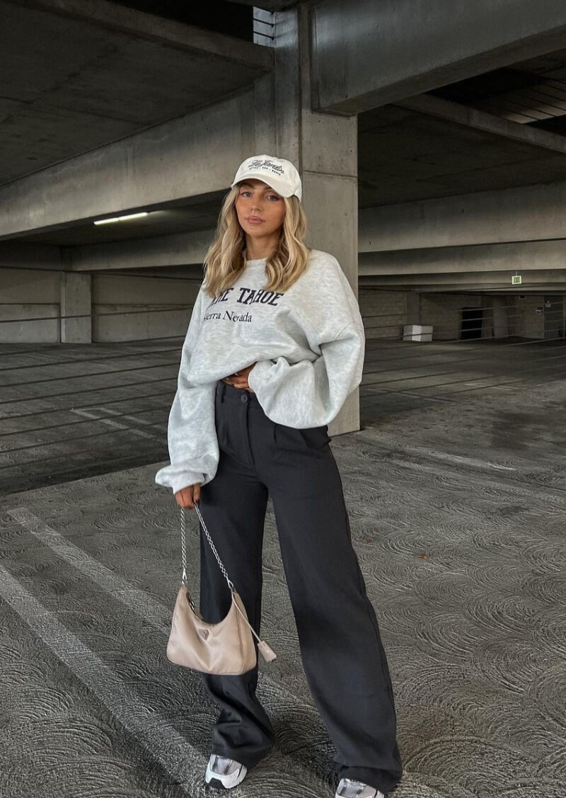 Blake Healey In Baggy Pullover With Pants