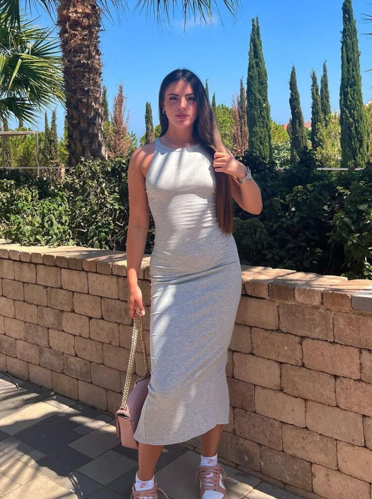 Charlotte Ruggeri Grant Inspired Stunning Fashion Diary
