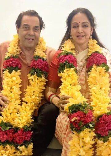 hema-malini-shares-heartwarming-photos-with-dharmendra-on-their-44th-wedding-anniversary-1