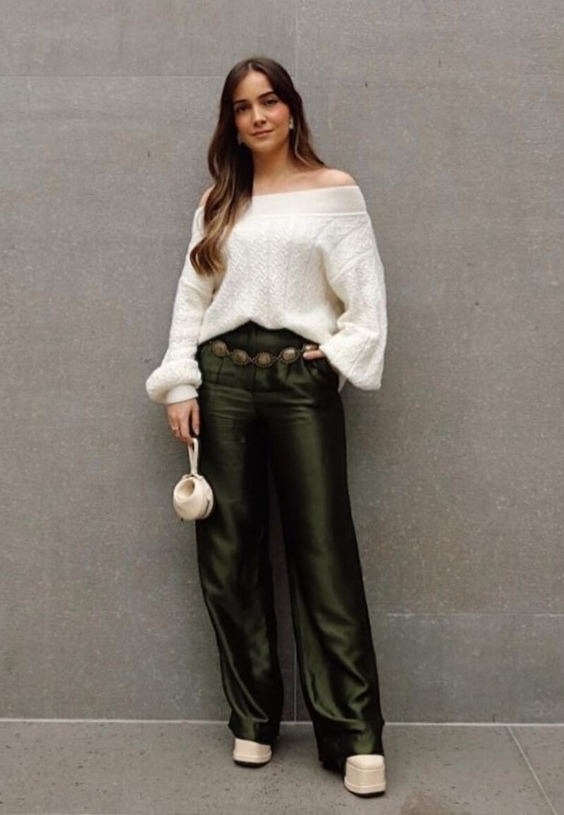 Manu Canielas In White Woven Baggy Top With Pants