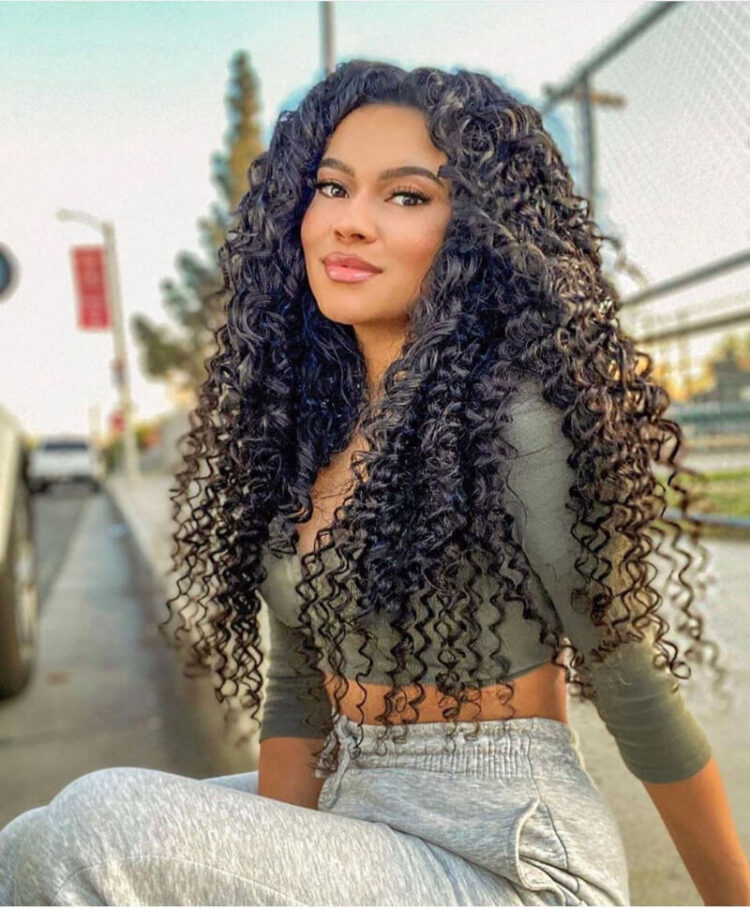 Effortless Hairstyles for Second-Day Curls