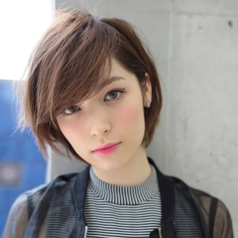 Short Hair Messy Bob Hairstyle