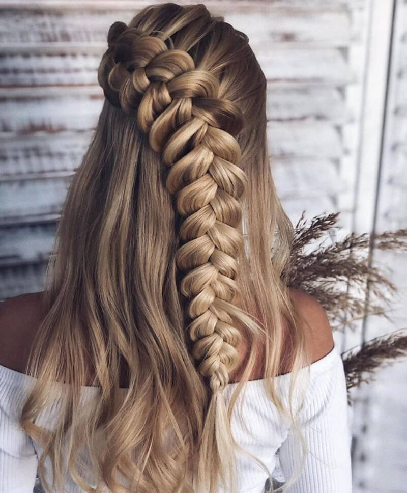 Side Baggy Braids Hairstyle