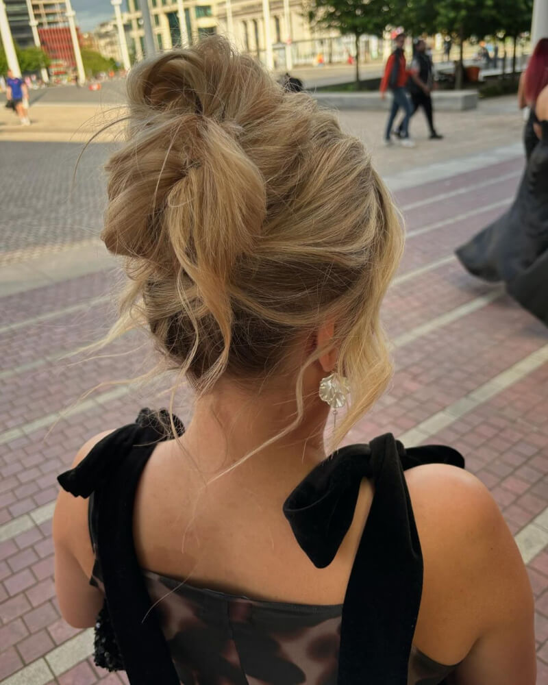 Smudgy Wrapped Bun Hairstyle