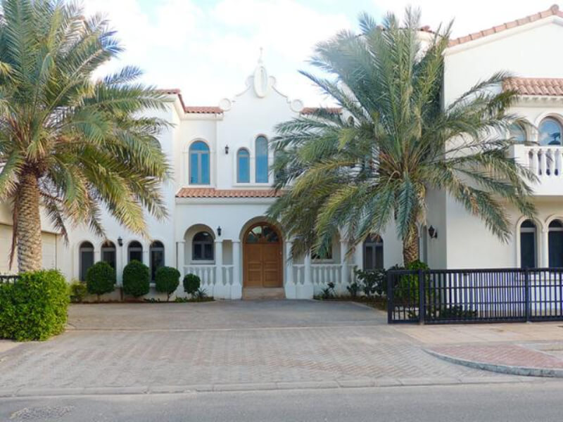 The Purest Main Entrance View In Dubai's Palm Jumeirah region