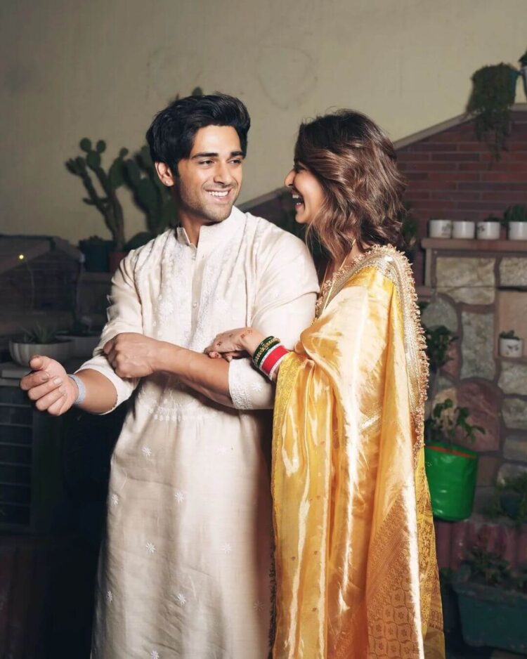 Bollywood Celebrities Embrace the Festivities in Style!