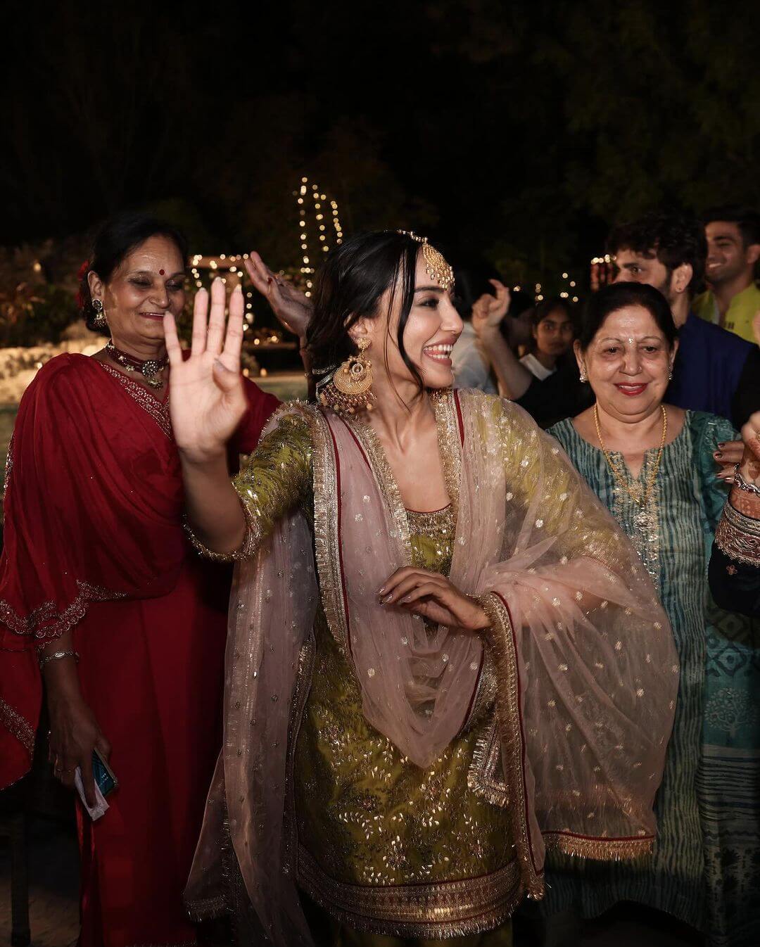  TV actress Surbhi Jyoti Knot With Sumit Suri: SeeWedding Photos
